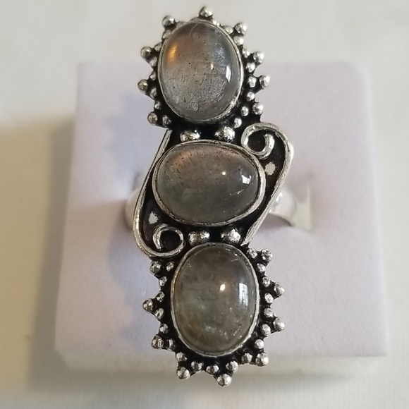 Vintage 3 stone Labradorite Silver Ring - Picture 5 of 7